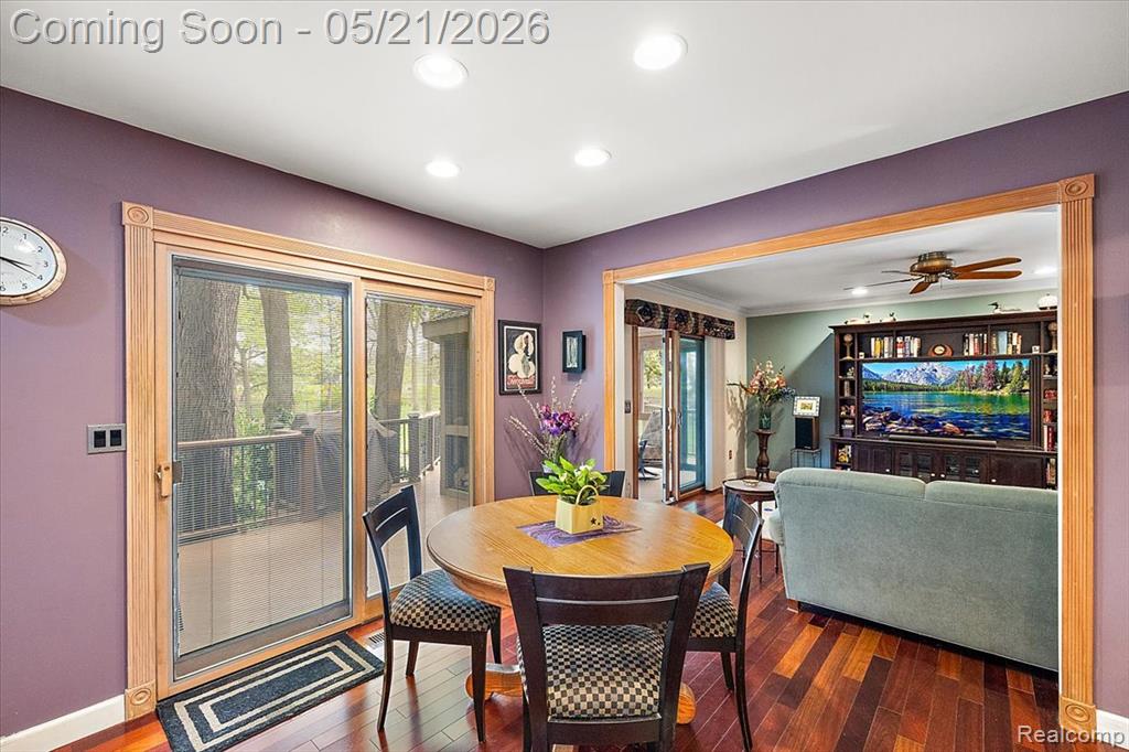 33891 Yorkridge Street, Farmington, MI 48331 — Photo 28