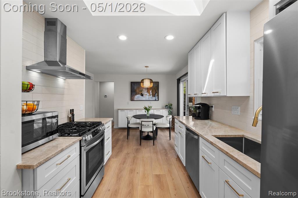4422 THORNCROFT Avenue, Royal Oak, MI 48073 — Photo 13