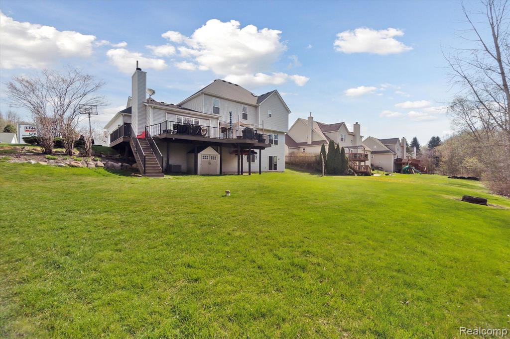 4045 FOREST EDGE Drive, Commerce Twp, MI 48382 — Photo 53