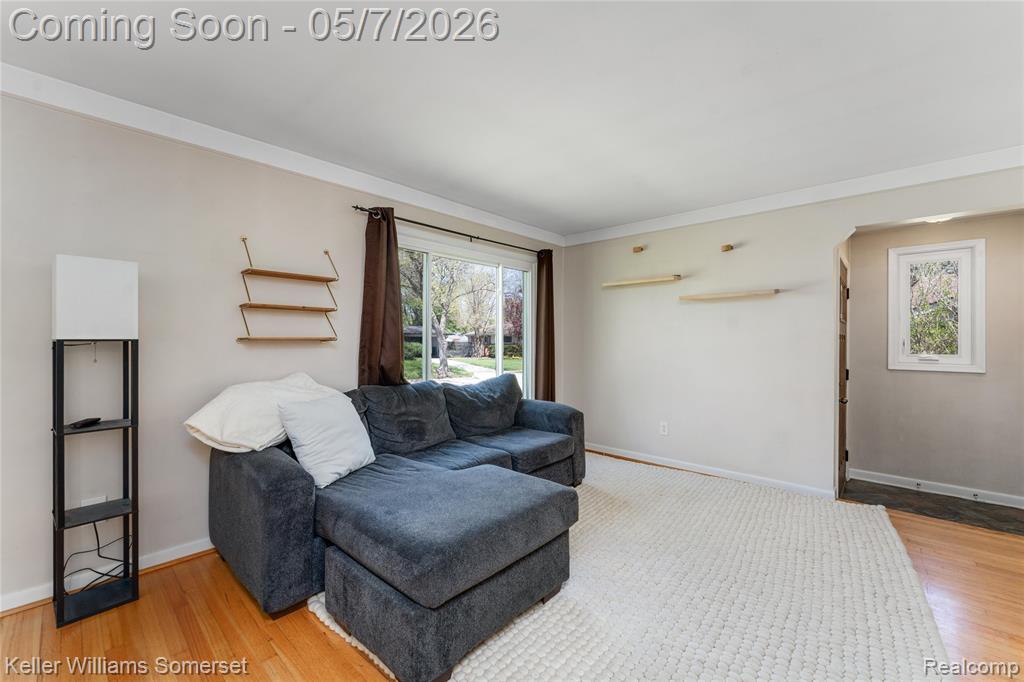 4320 Manor Avenue, Royal Oak, MI 48073 — Photo 6