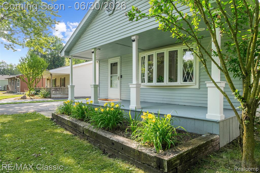 401 Center Street, Carleton, MI 48117 — Photo 3