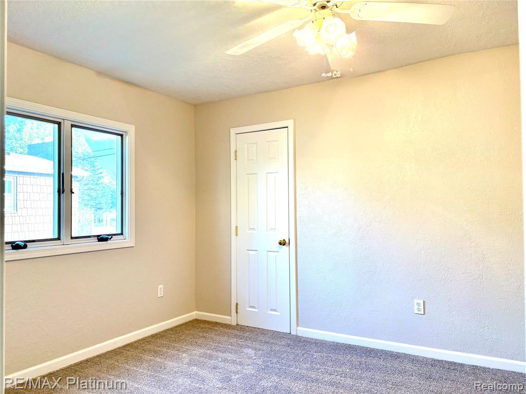 971 Strawberry Street, Dundee, MI 48131 — Photo 10