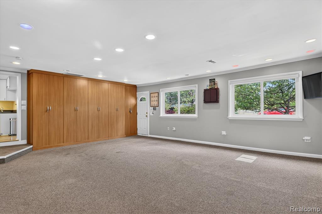 962 Sylvanwood Drive, Troy, MI 48085 — Photo 33