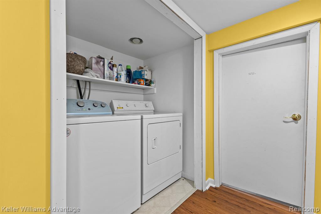 42930 Richards Court, Northville, MI 48167 — Photo 23