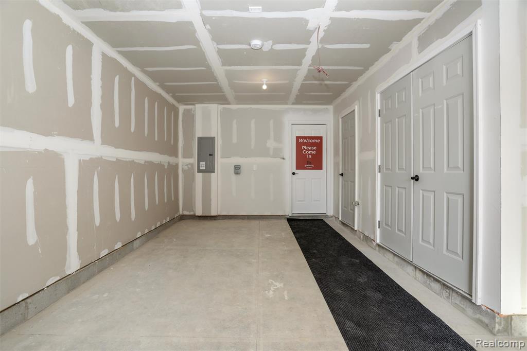 20720 Van Antwerp Street, 55, Harper Woods, MI 48225 — Photo 10