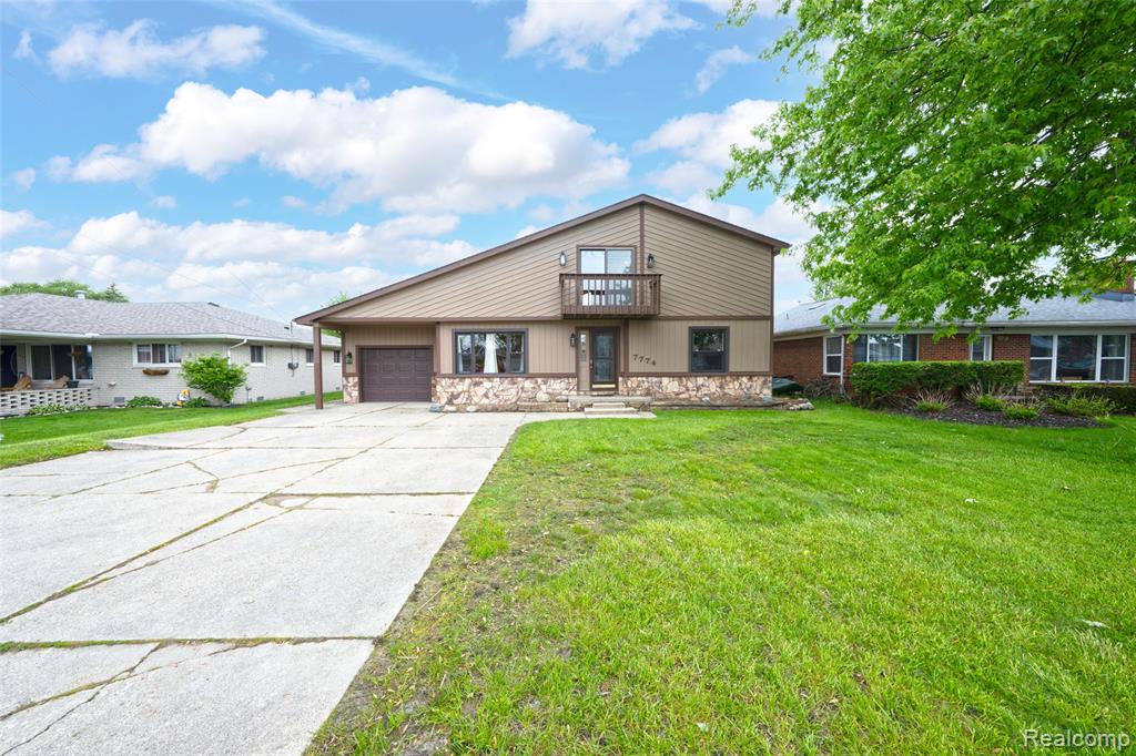 7774 Colony Drive, Clay, MI 48001 — Photo 29