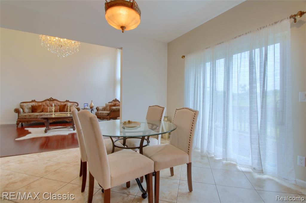 761 Nissen Court, Wixom, MI 48393 — Photo 15