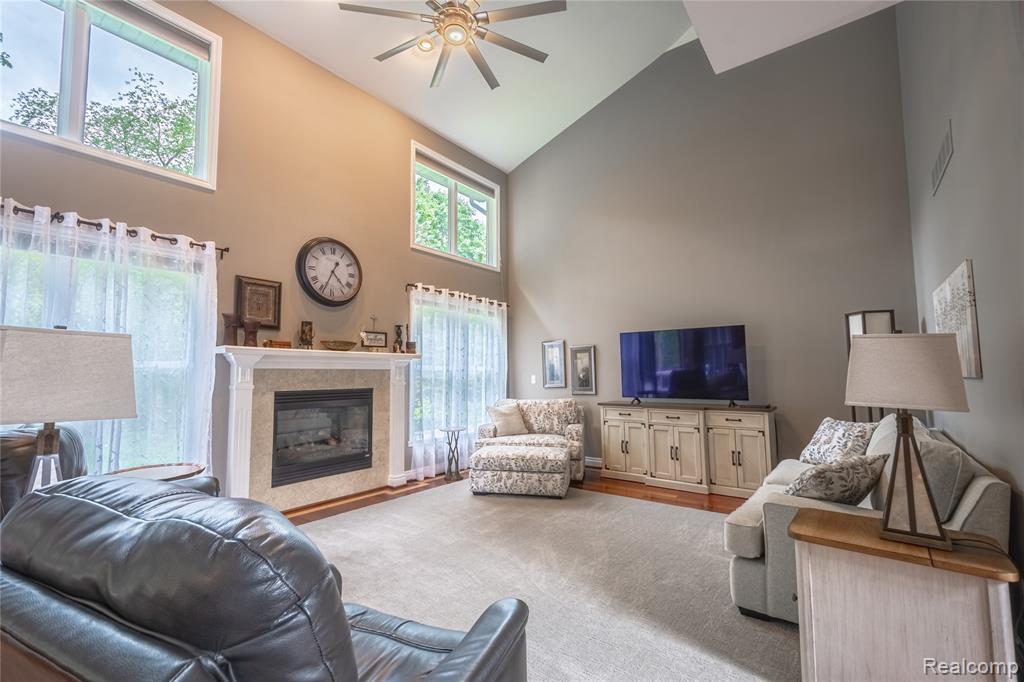 5429 Shorewood Drive, Fort Gratiot, MI 48059 — Photo 17