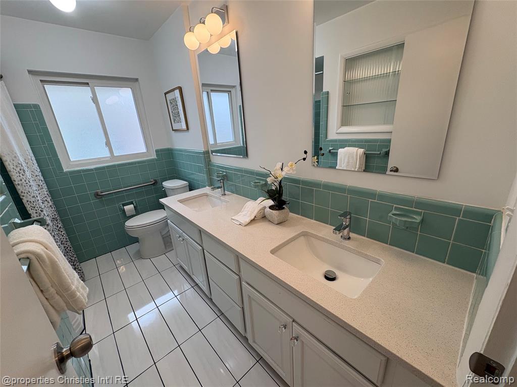 17330 Beverly Road, Beverly Hills, MI 48025 — Photo 14