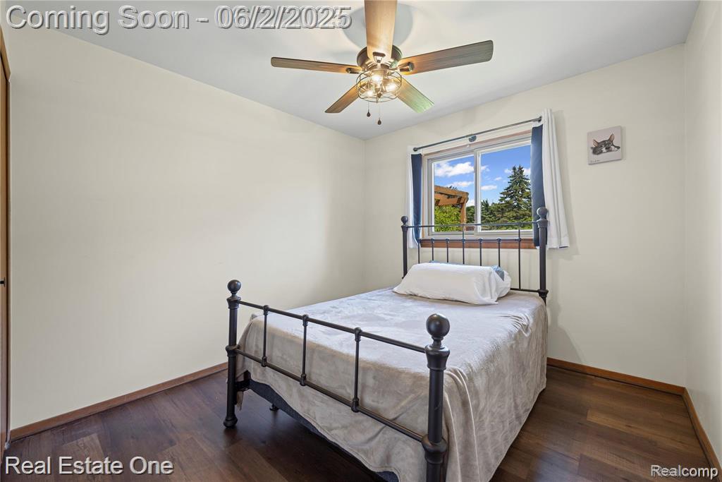 40252 Kraft Drive, Sterling Heights, MI 48310 — Photo 21