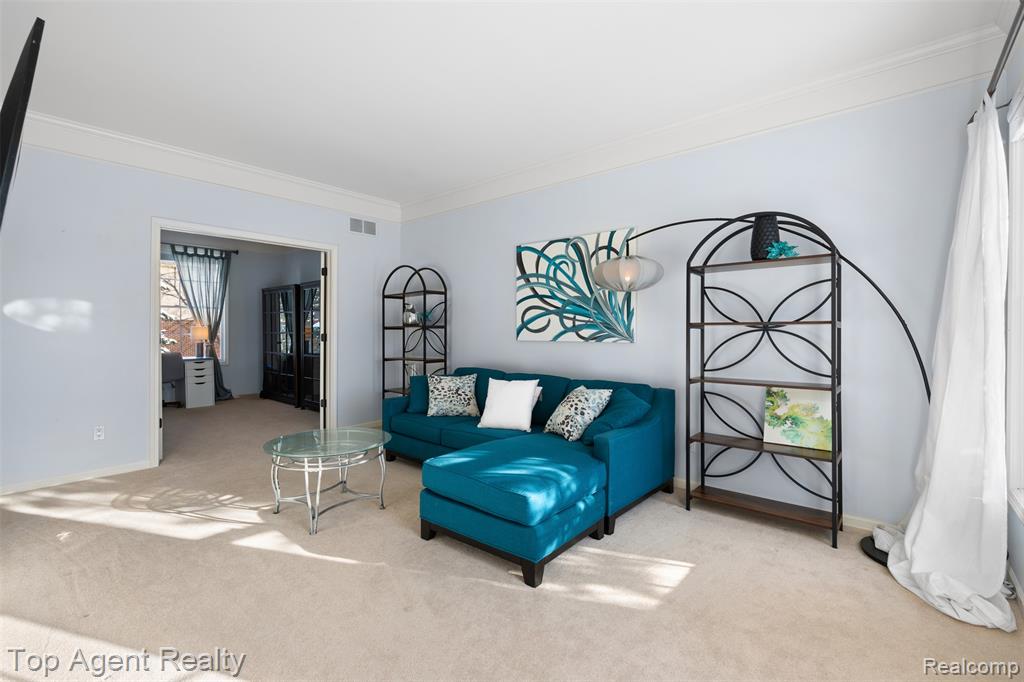668 Berridge Circle, Lake Orion, MI — Photo 21