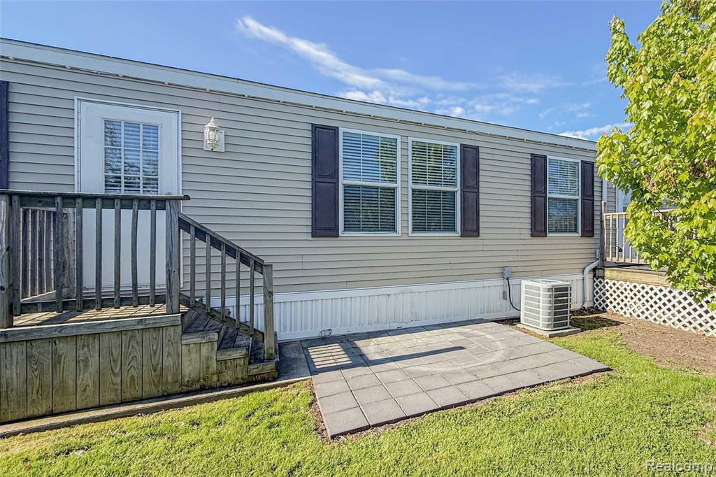 41021 Old Michigan Ave, 39 A, Canton, MI 48188 — Photo 29