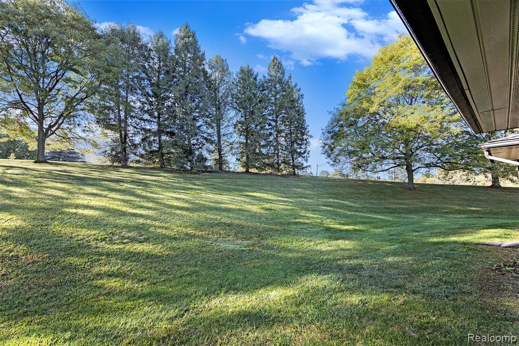 985 Wexford Way, Rochester Hills, MI 48307 — Photo 25
