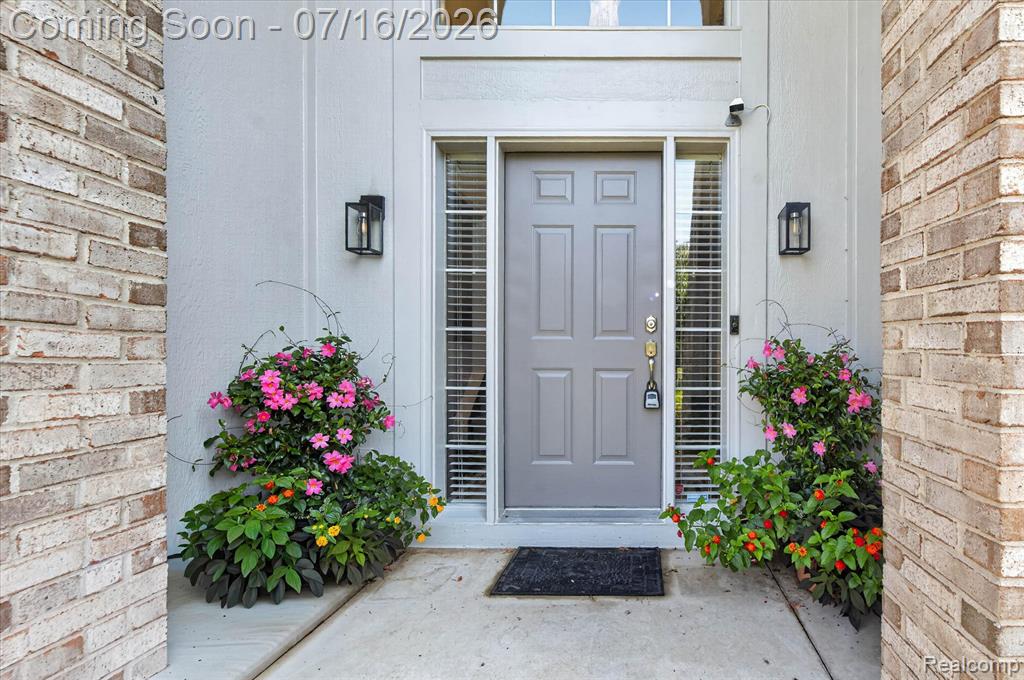 48560 Manhattan Circle, Canton, MI 48188 — Photo 6