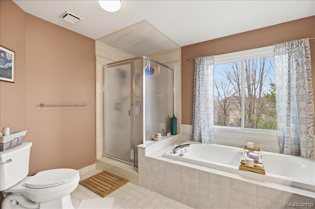 4471 S Castlewood Court, Auburn Hills, MI 48326 — Photo 32