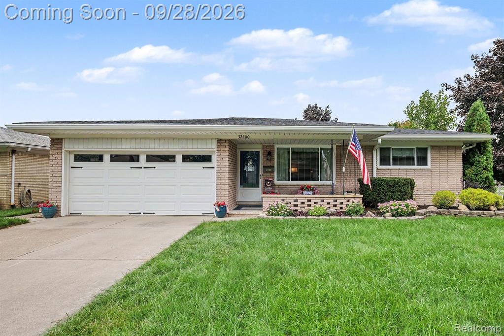 32200 Whitley Circle, Warren, MI 48088
