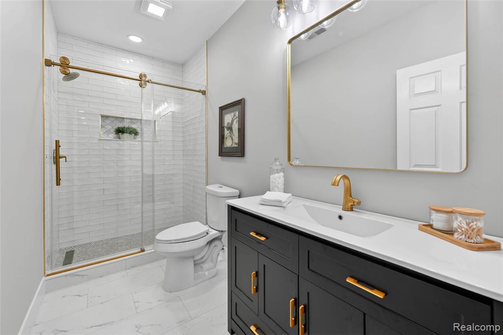 61019 Evergreen Court, South Lyon, MI 48178 — Photo 41