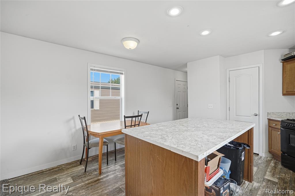 15346 Enchante, Clinton Twp, MI 48038 — Photo 10