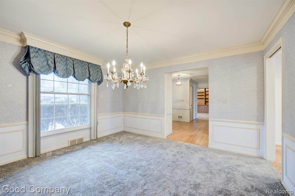702 PARKMAN Drive, Bloomfield Hills, MI 48304 — Photo 27