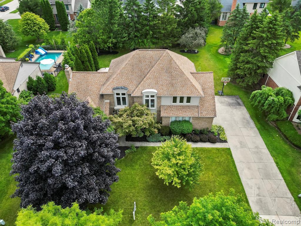 6792 PINE WAY Drive, Troy, MI 48098 — Photo 3
