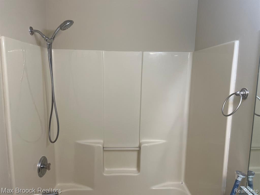 50432 BAY Run S, Chesterfield, MI 48047 — Photo 5
