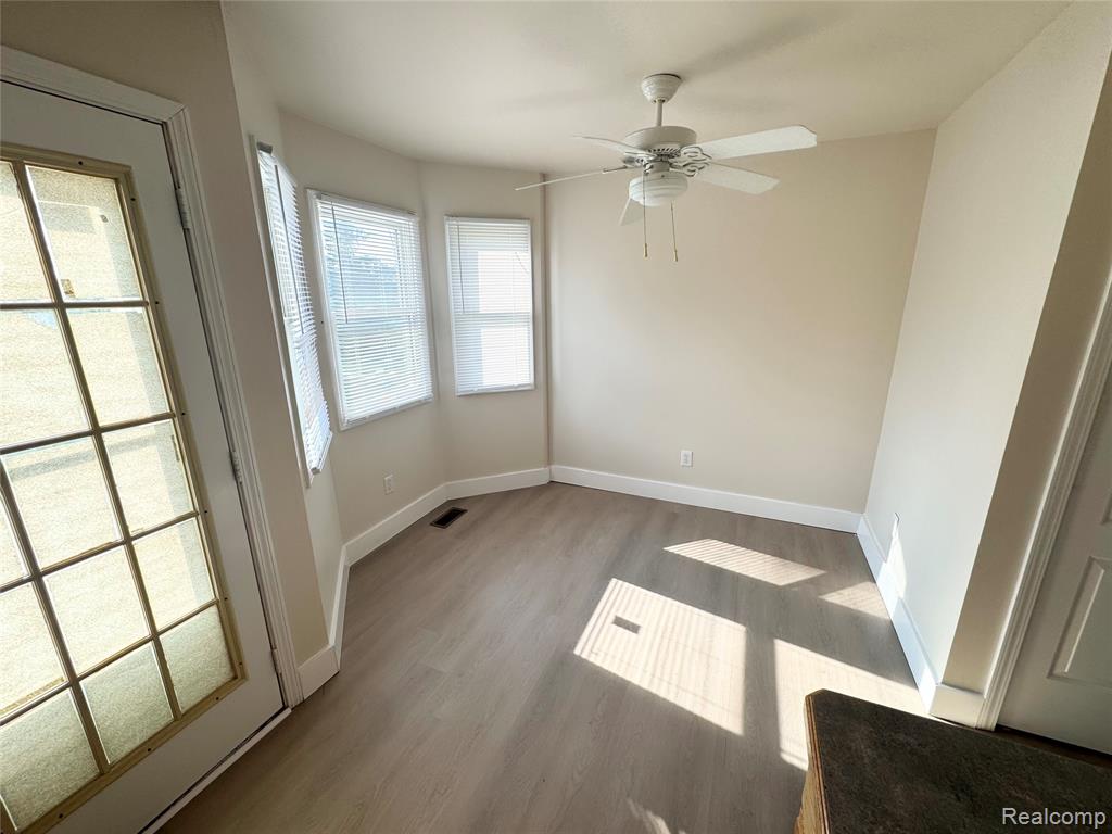 8147 Fox Tail Court, Ypsilanti, MI 48197 — Photo 8