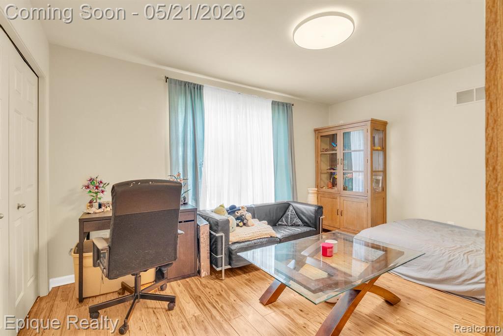 43040 Emerson Way, Novi, MI 48377 — Photo 41