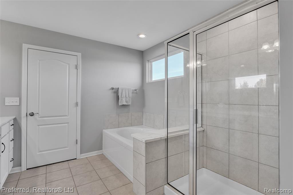 49720 Shoreline Drive, Canton, MI 48187 — Photo 44