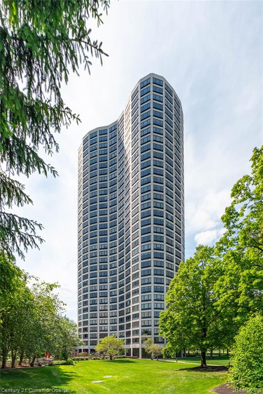 5000 Town Center, 1606, Southfield, MI 48075 — Photo 39
