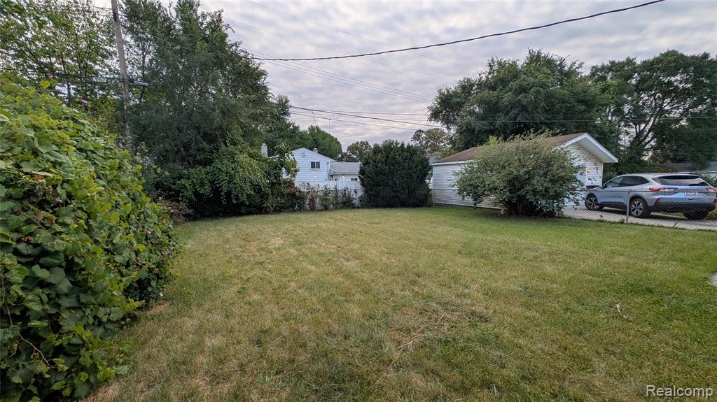 20298 Redfern Street, Detroit, MI 48219 — Photo 4