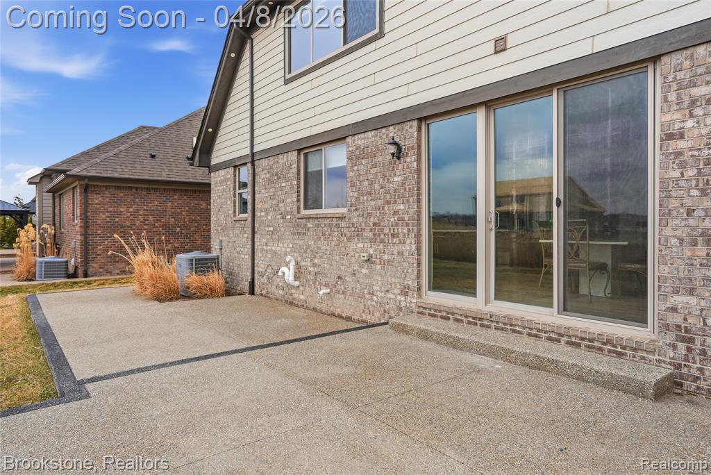 49677 Monarch Drive, Macomb, MI 48044 — Photo 28
