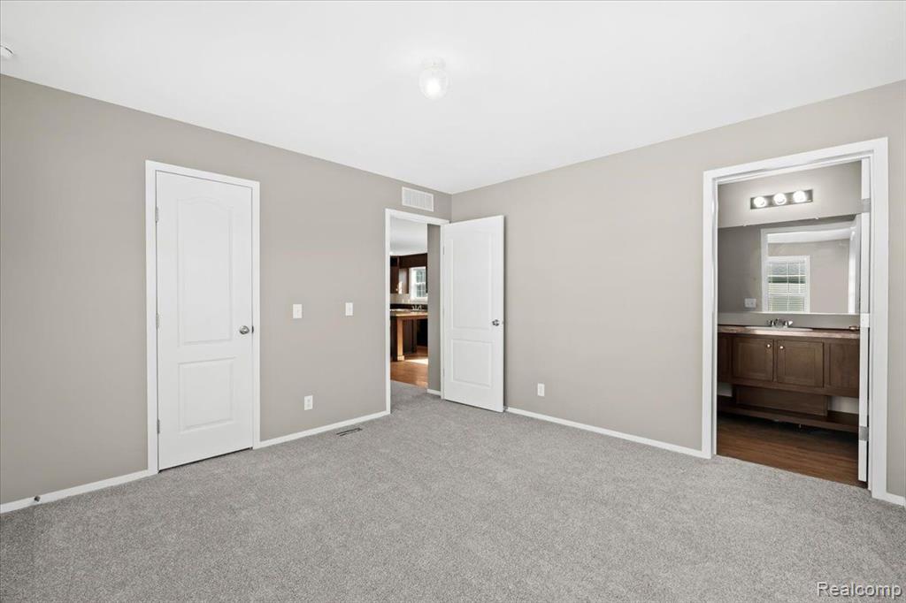 11934 CEDARBROOK Drive, South Lyon, MI 48178 — Photo 12