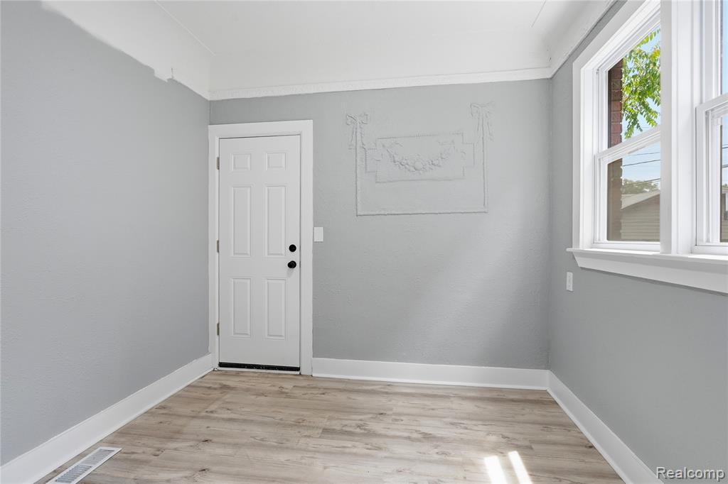 3031 Glendale Street, Detroit, MI 48238 — Photo 11