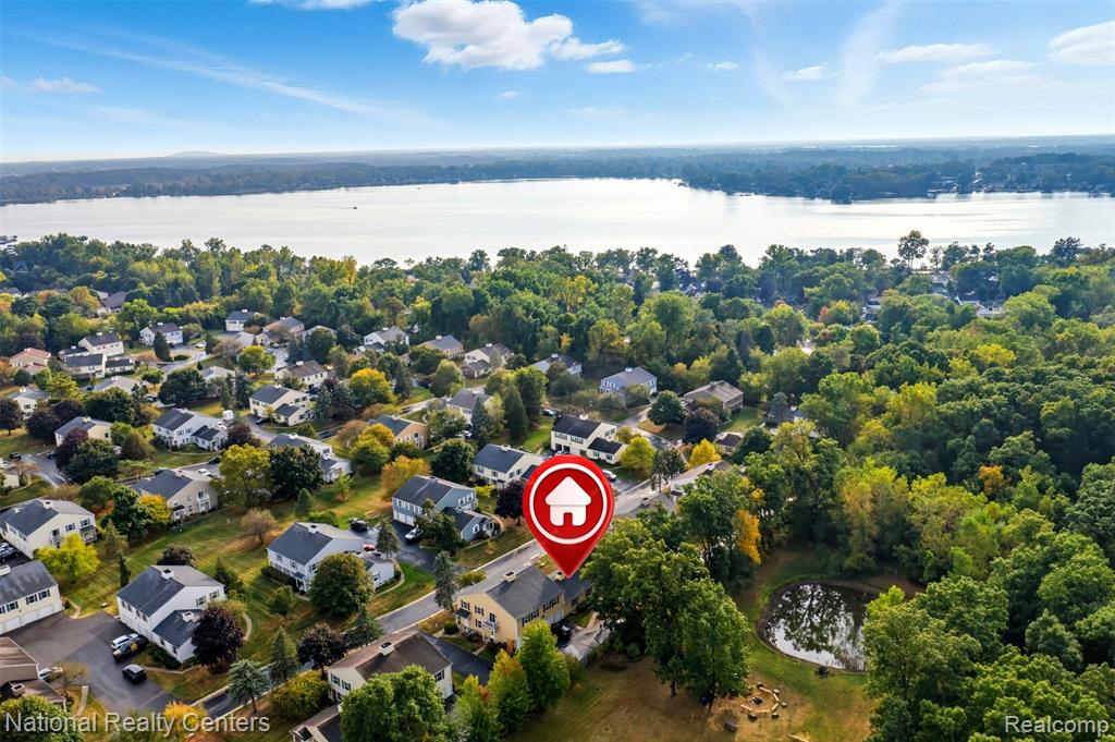 1493 Mariner Drive, Walled Lake, MI 48390 — Photo 16