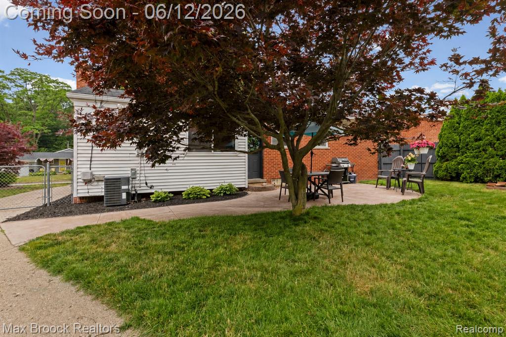 14474 Oxford, Plymouth, MI 48170 — Photo 32