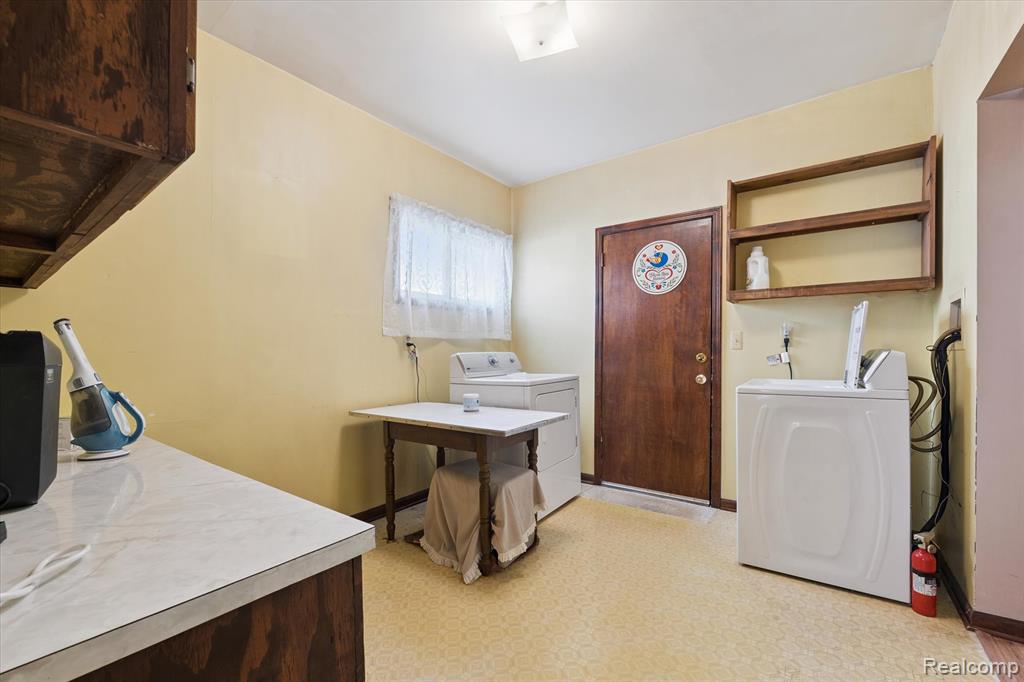 220 W 6th Street, Imlay City, MI 48444 — Photo 23