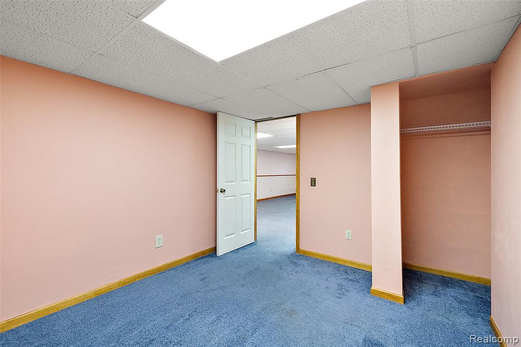 42590 Schienle Lane, Clinton Twp, MI 48038 — Photo 55