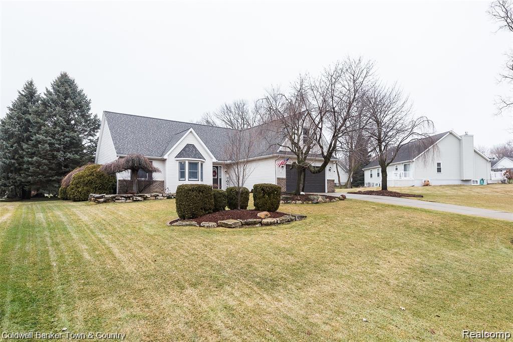 6322 E Horseshoe Trail, Linden, MI 48451 — Photo 49