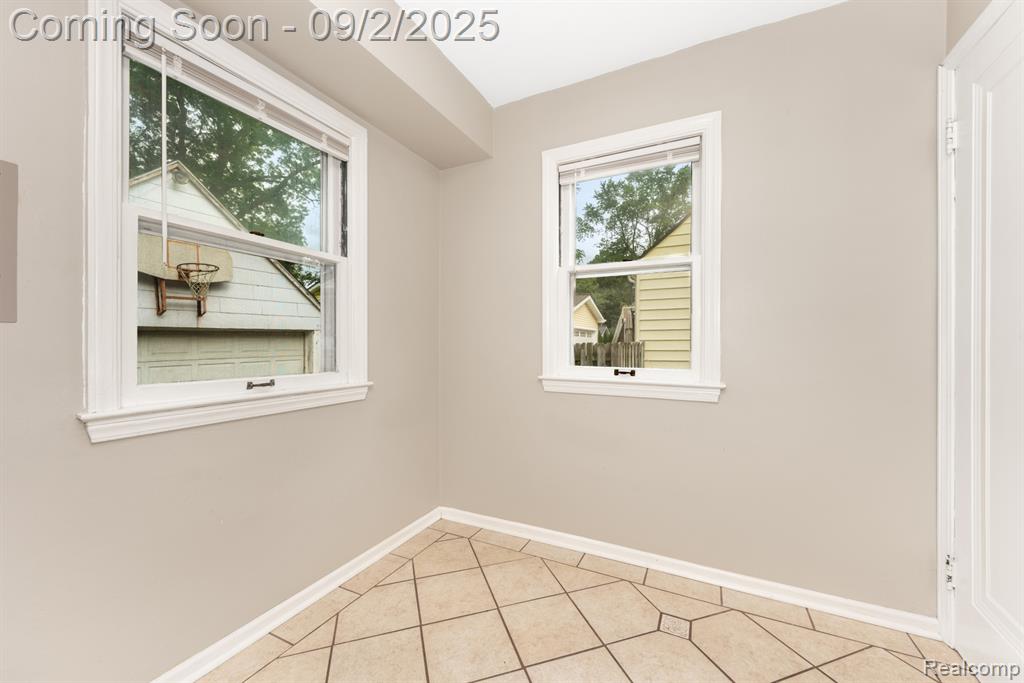 557 N Harvey Street, Plymouth, MI 48170 — Photo 14