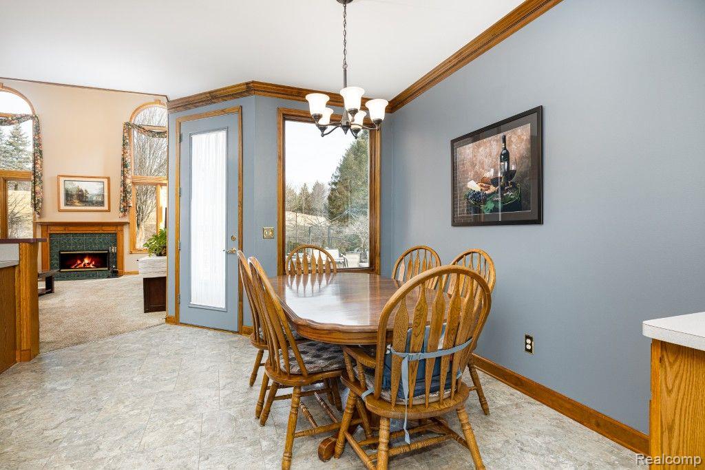 50988 W HILLS Drive, Plymouth, MI 48170 — Photo 11