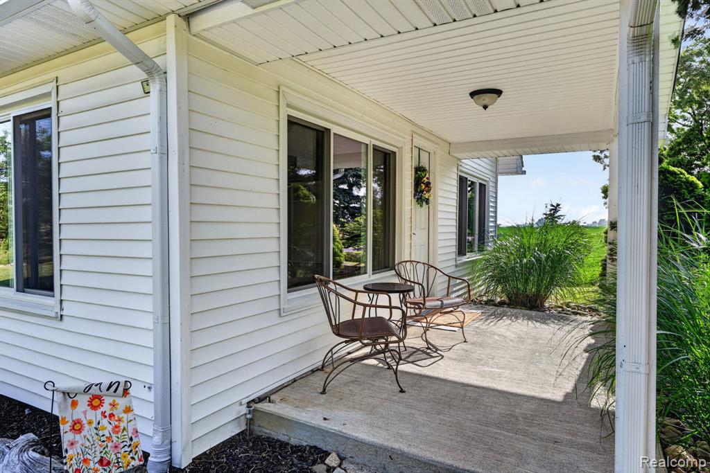 3658 Newburg Road, Bancroft, MI 48414 — Photo 9