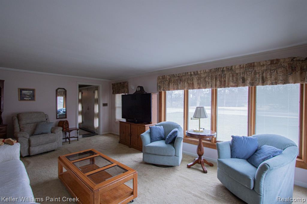 49525 SHELBY Road, Shelby Twp, MI 48317 — Photo 15