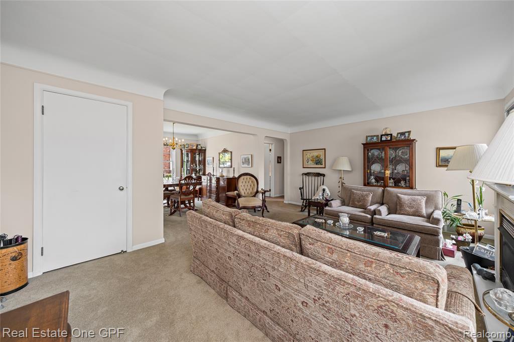 650 Cadieux Road, 1, Grosse Pointe, MI 48230 — Photo 9