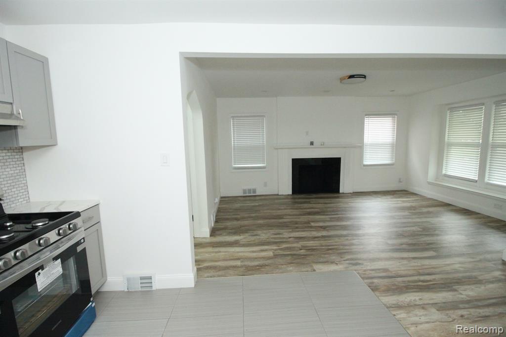 16873 Mansfield Street, Detroit, MI 48235 — Photo 14