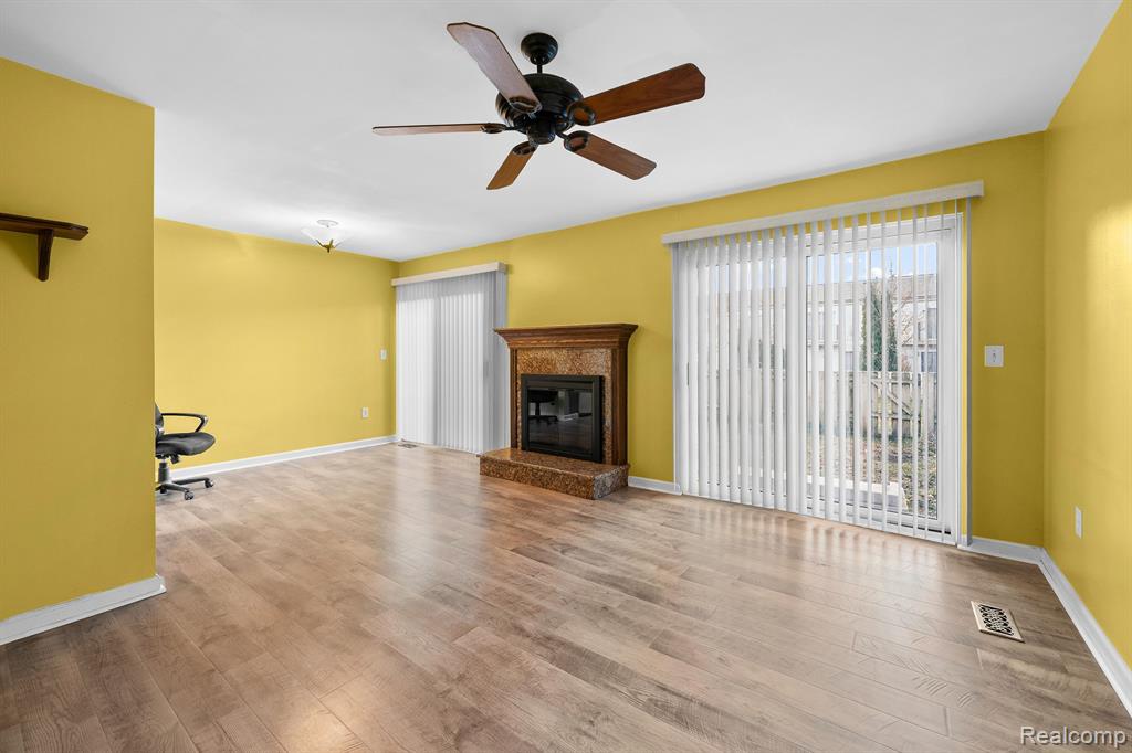 24435 BASHIAN Drive, Novi, MI — Photo 14
