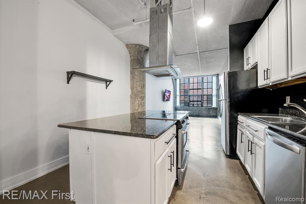 6533 E JEFFERSON Avenue, 226T, Detroit, MI 48207 — Photo 8