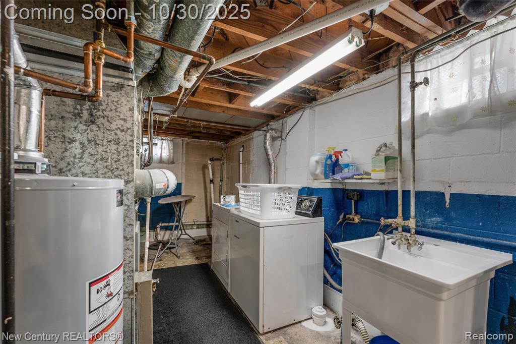 621 W Harwood Avenue, Madison Heights, MI 48071 — Photo 21