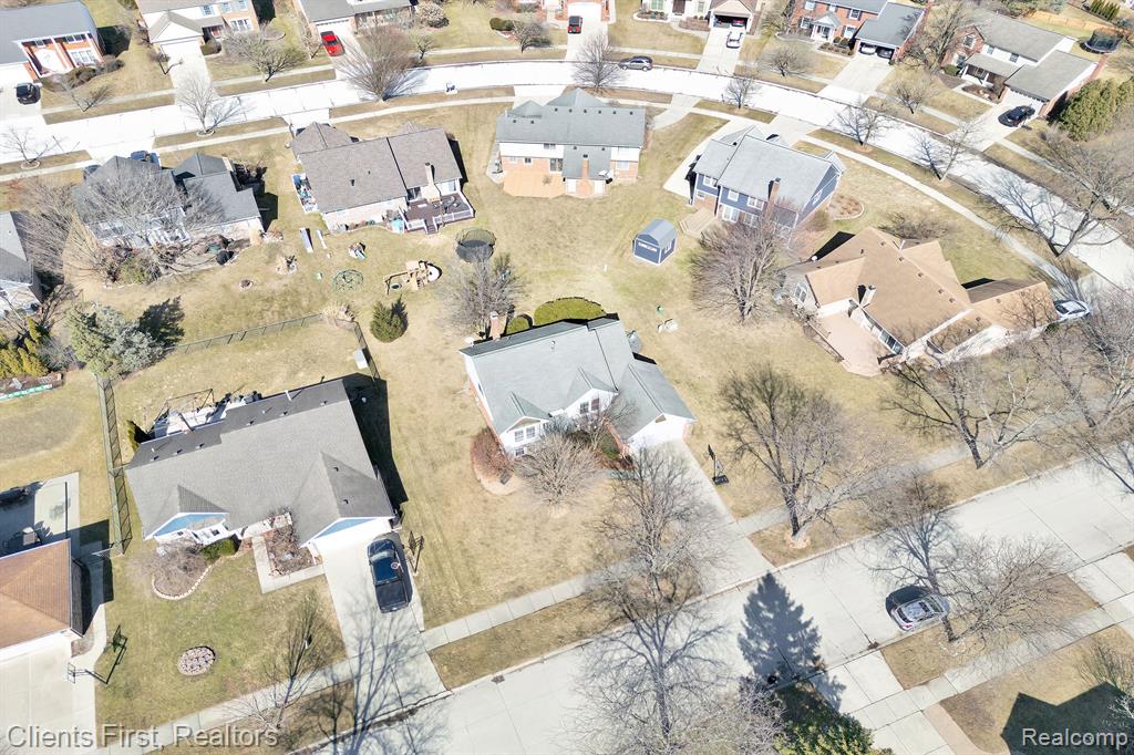 46408 DOUBLETREE Road, Canton, MI 48187 — Photo 56