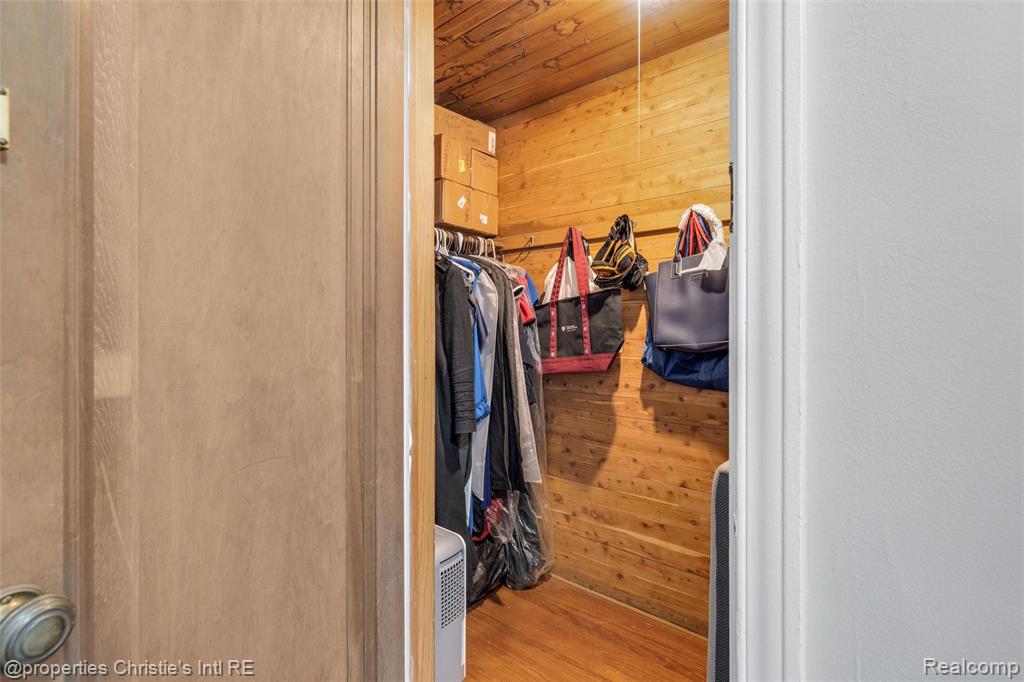 19435 Shrewsbury Road, Detroit, MI 48221 — Photo 53