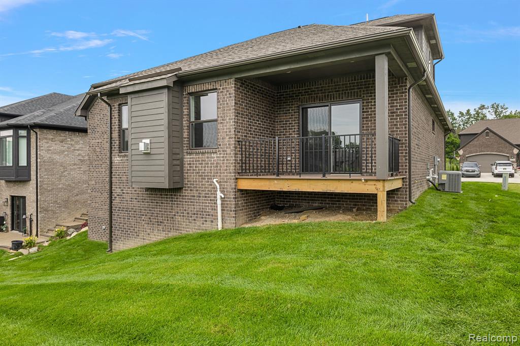 55308 HANFORD Court, Utica, MI 48316 — Photo 46